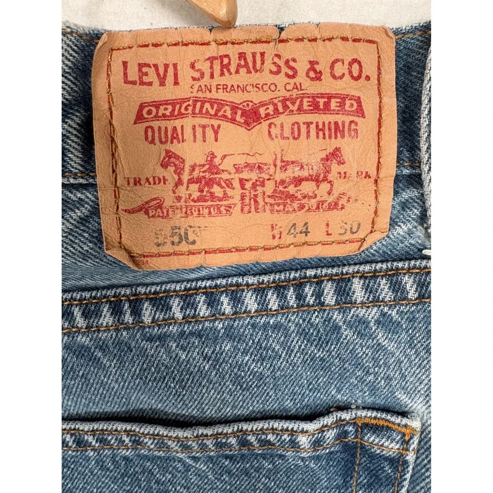 Levis 550 Relaxed Fit Jeans Mens 44x30 Blue Denim Medium Wash Tapered Leg